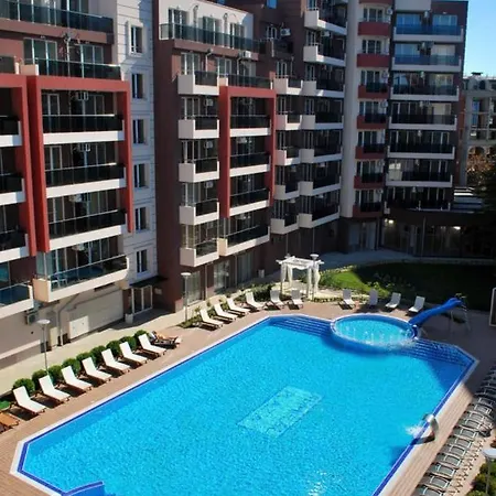 Hotel apartamentowy Admiral Plaza 3*