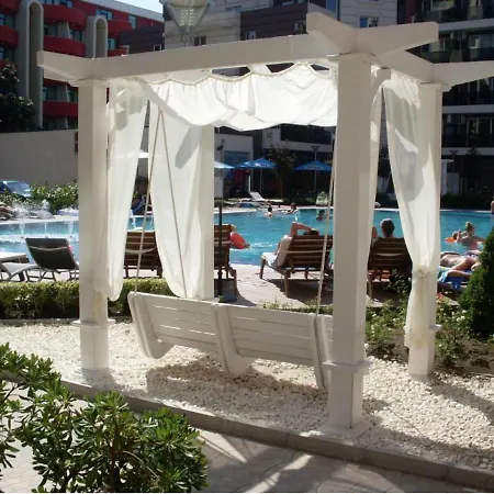 Hotel apartamentowy Admiral Plaza Słoneczny Brzeg