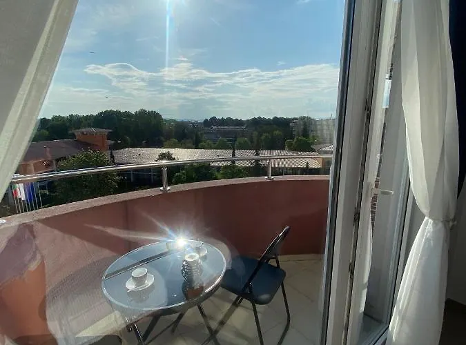 Admiral Plaza 3*