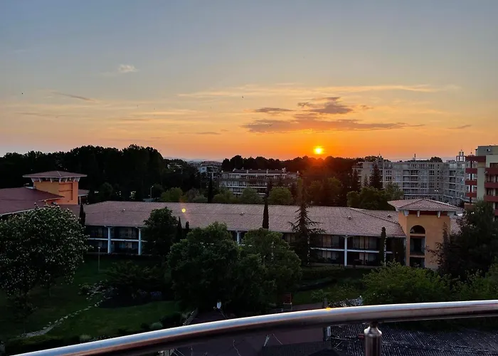 Admiral Plaza Apart-hotel Sunny Beach