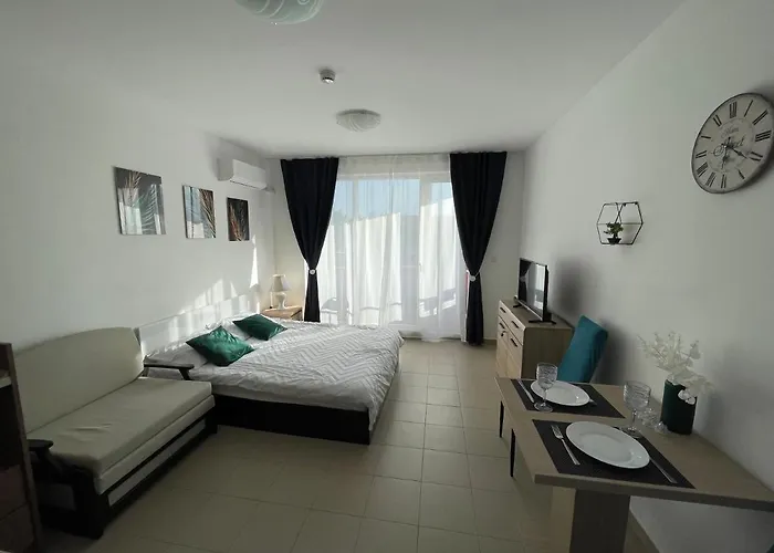 Aparthotel Admiral Plaza Sunny Beach